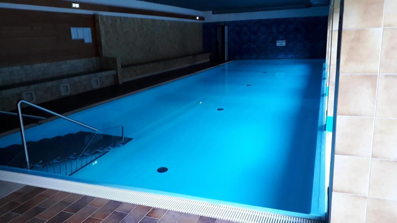 Kanzelhohe Haus Enzian - Apartment Gerlitzen מראה חיצוני תמונה